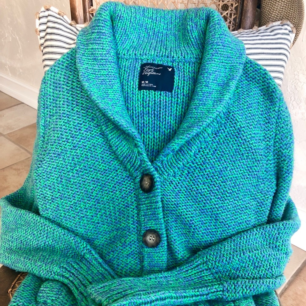 American Eagle 4 button sweater